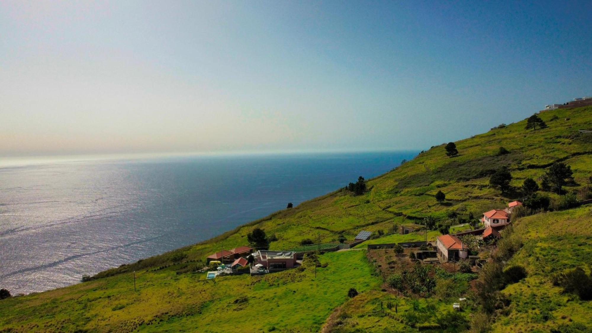Eden Sun - A Modern Luxury Villa with a Panoramic View Prazeres Exterior foto